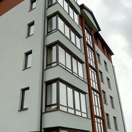 Вулиця Василя Стефаника, 4 Truskawez Exterior foto